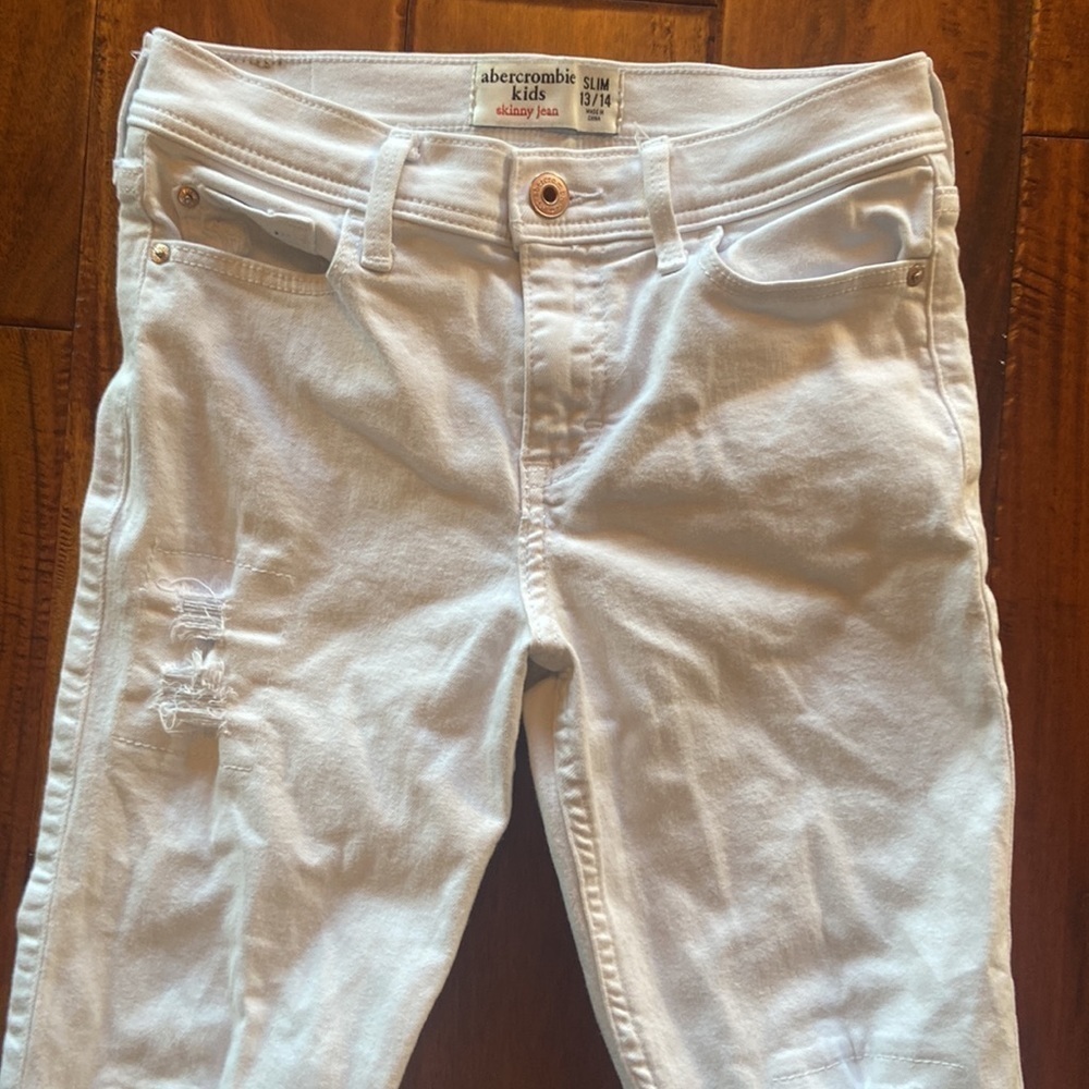 Girls Abercrombie Kids White Jeans in Size 13/14 Slim [LIKE NEW]